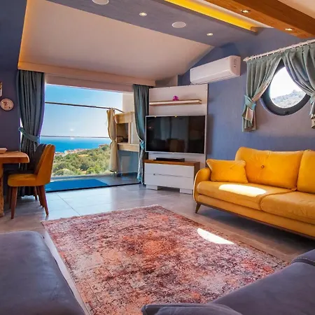 Luxury With Private Heated Pool - Wave Maker