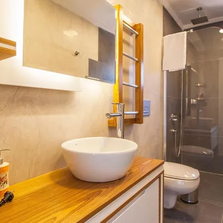 Luxury With Private Heated Pool - Wave Maker Kalkan