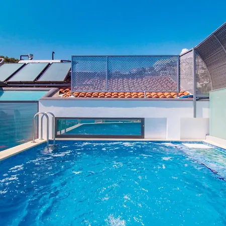 Appartamento Luxury With Private Heated Pool - Wave Maker