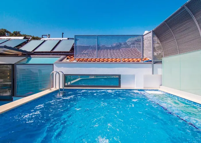 شقة Luxury With Private Heated Pool - Wave Maker